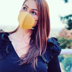 Stylish.Good quality.Lightweight.100% breathable.